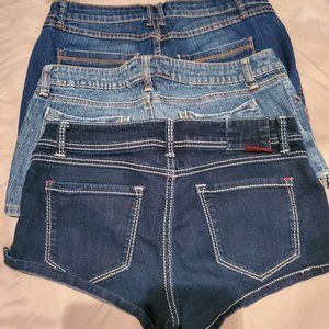 3 pair of short shorts
